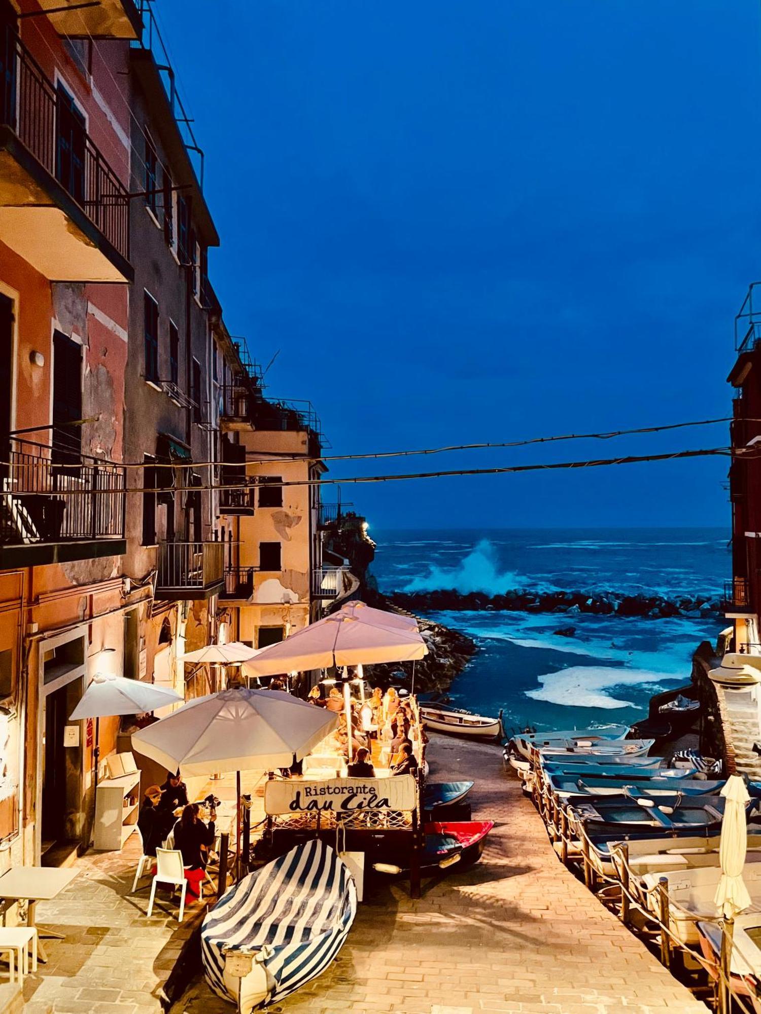 5Terreontherocks Riomaggiore Buitenkant foto